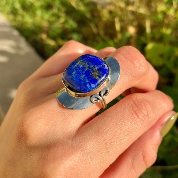 Boho Lapis Lazuli Cabochon Crystal Ring - Picture 2 of 5